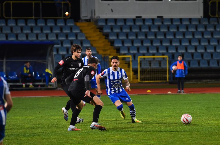 nogomet (4) nogomet (4)