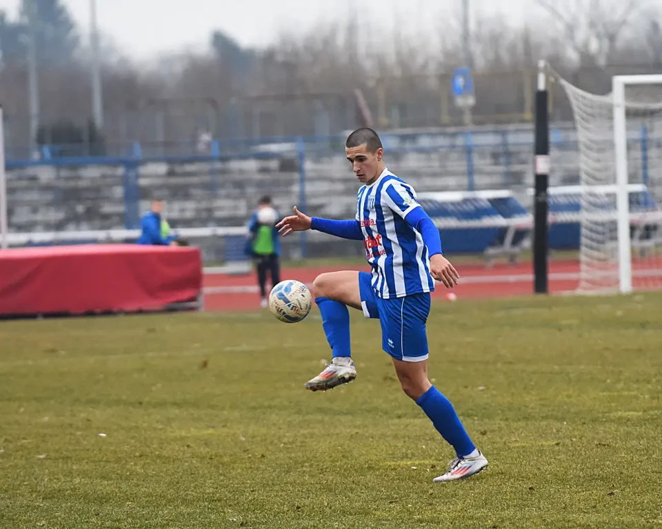 nogomet (5) nogomet (5)