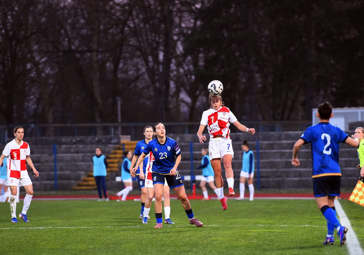 nogomet hrvatska kosovo (16)