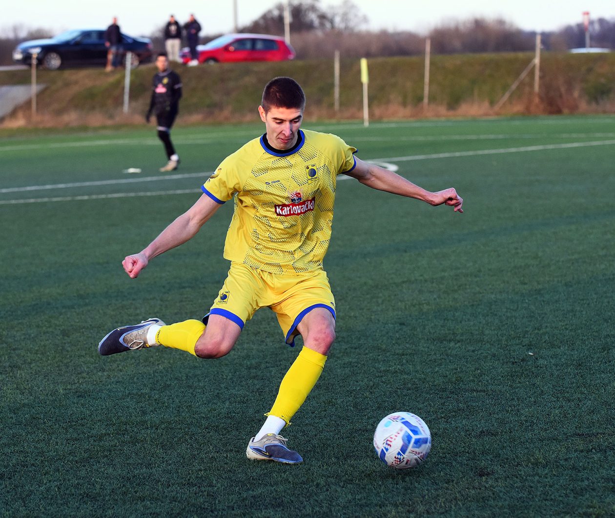 nogomet ilovac ogulin nogometasi (21) nogomet ilovac ogulin nogometasi (21)