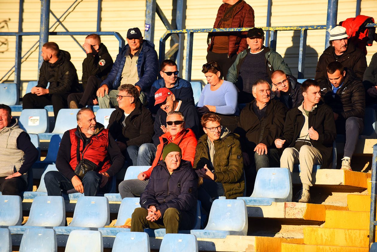 nogomet karlovac sesvete (6) nogomet karlovac sesvete (6)