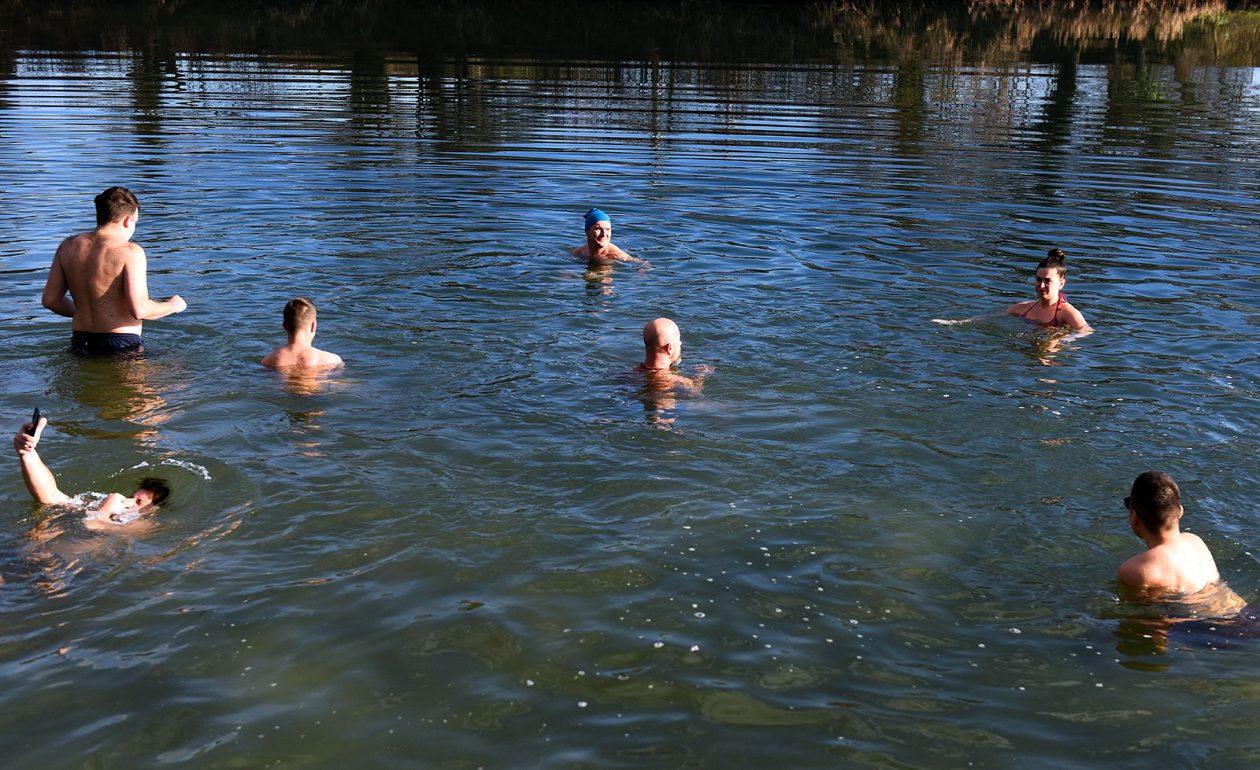 novogodisnje kupanje korana (10)