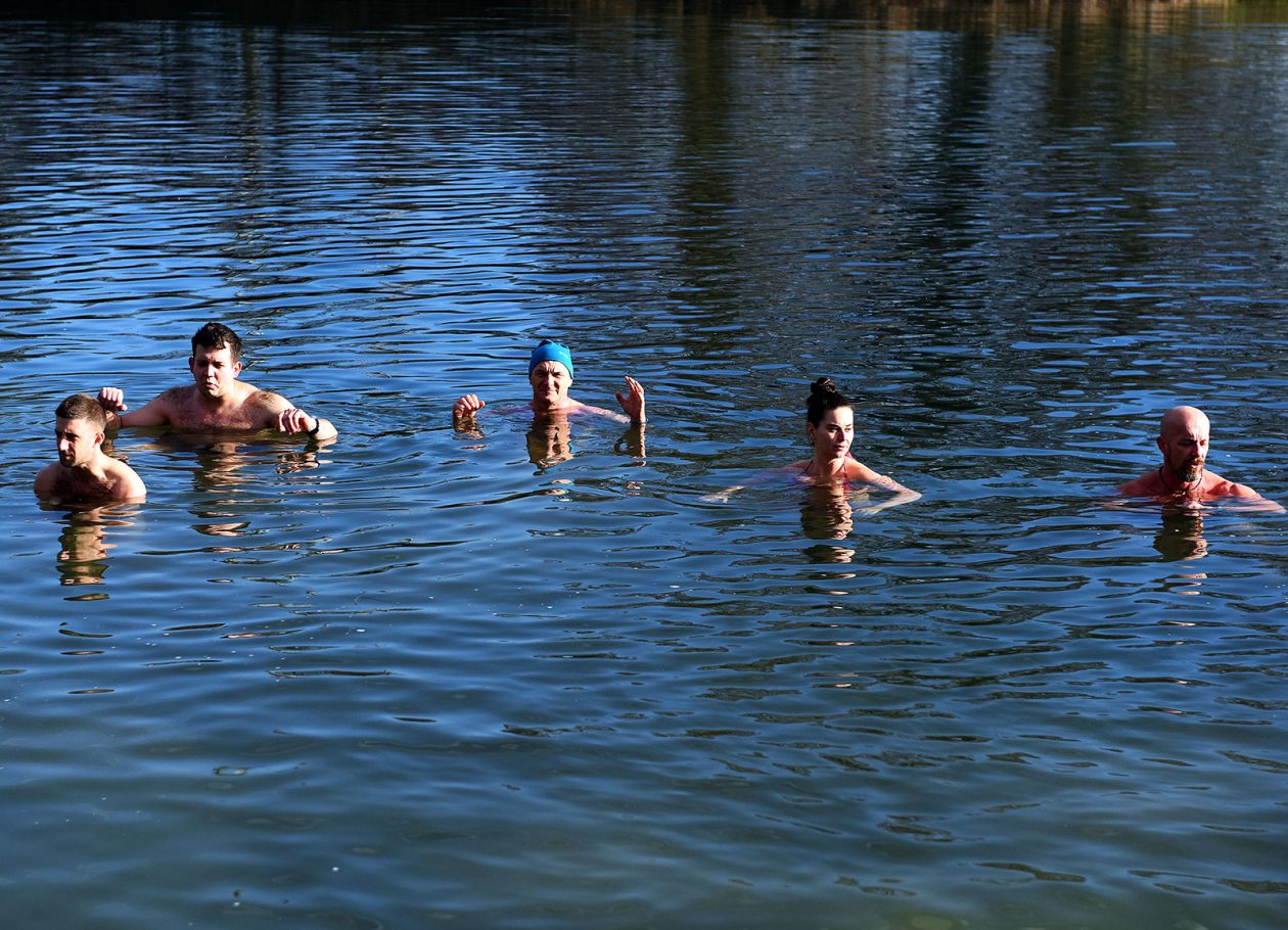 novogodisnje kupanje korana (13)