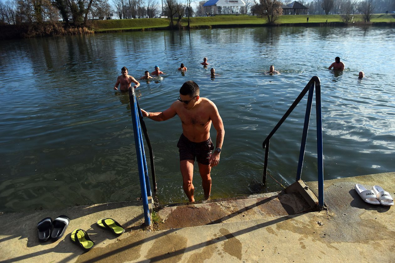 novogodisnje kupanje korana (14)