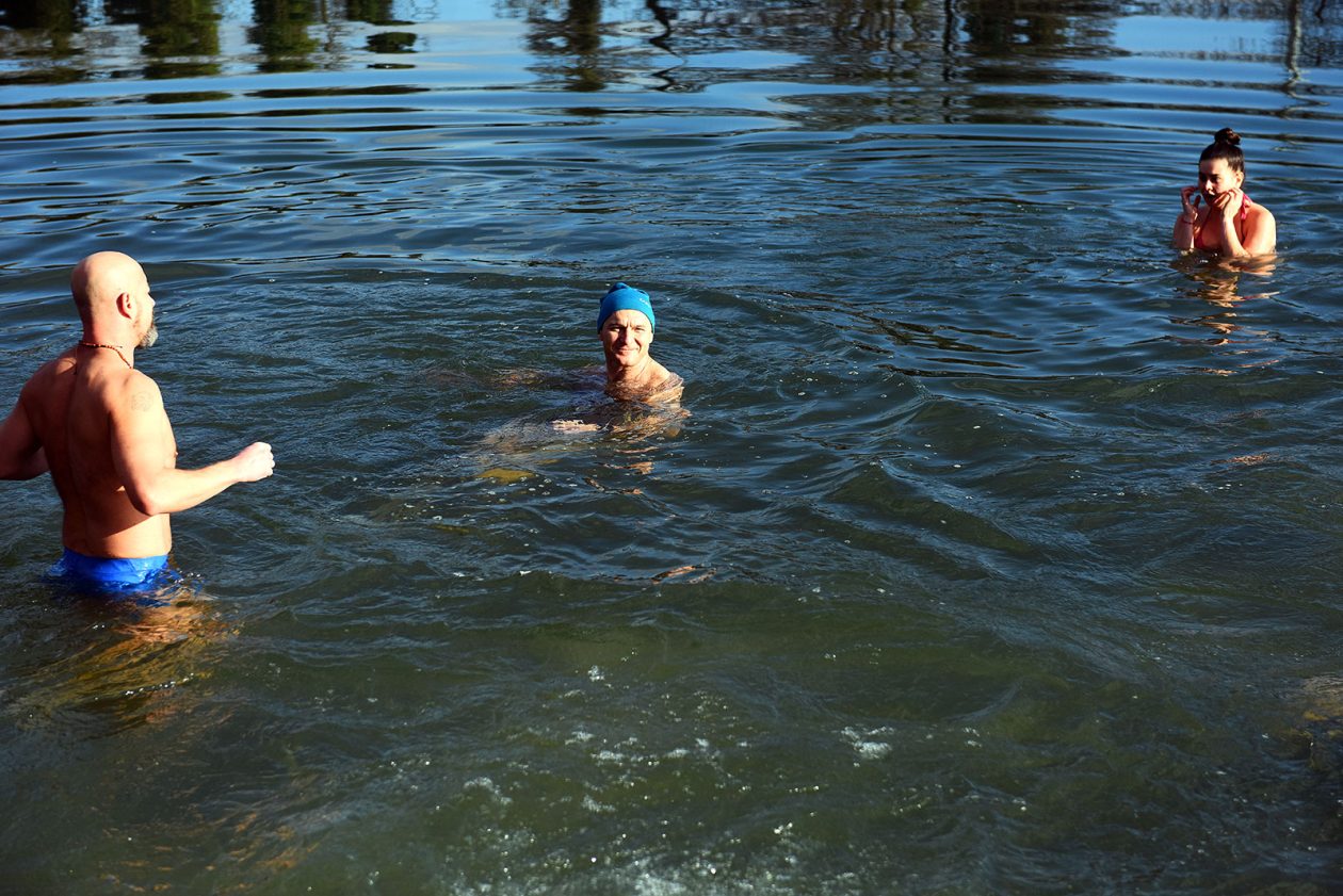 novogodisnje kupanje korana (7)