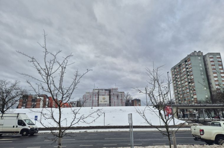 oblaci juzina snijeg