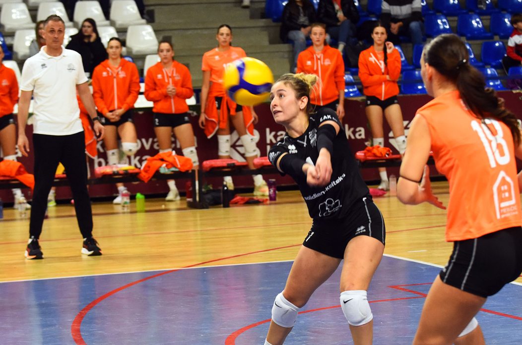 odbojka (11) odbojka (11)