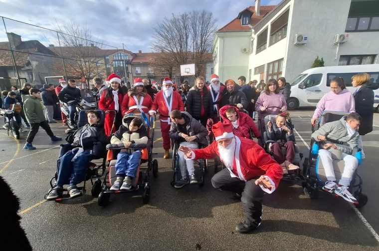 odltimer klub karlovac bozic (2)