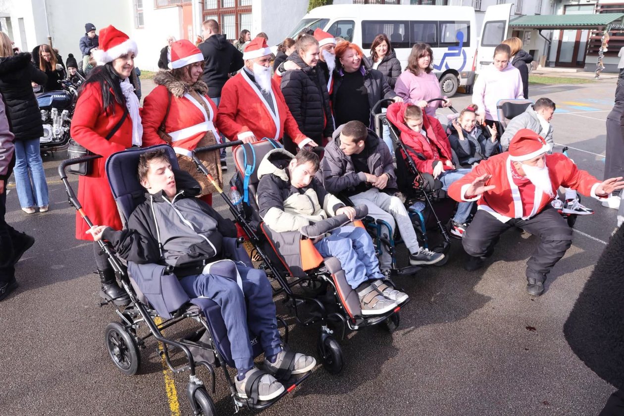 odltimer klub karlovac bozic (8)