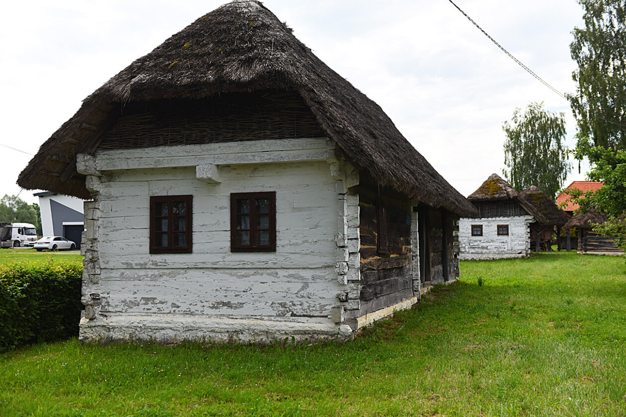 ozalj etno selo (3) ozalj etno selo (3)