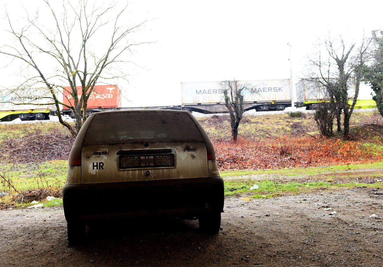 parkiraliste nadvoznjak rakovac auti (13)