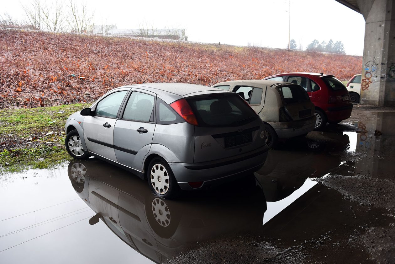 parkiraliste nadvoznjak rakovac auti (15)