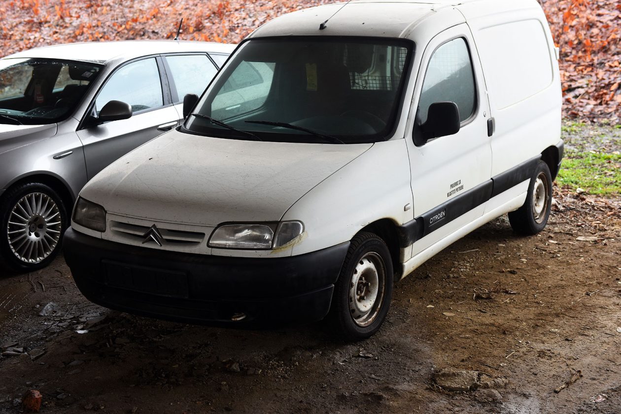 parkiraliste nadvoznjak rakovac auti (21)