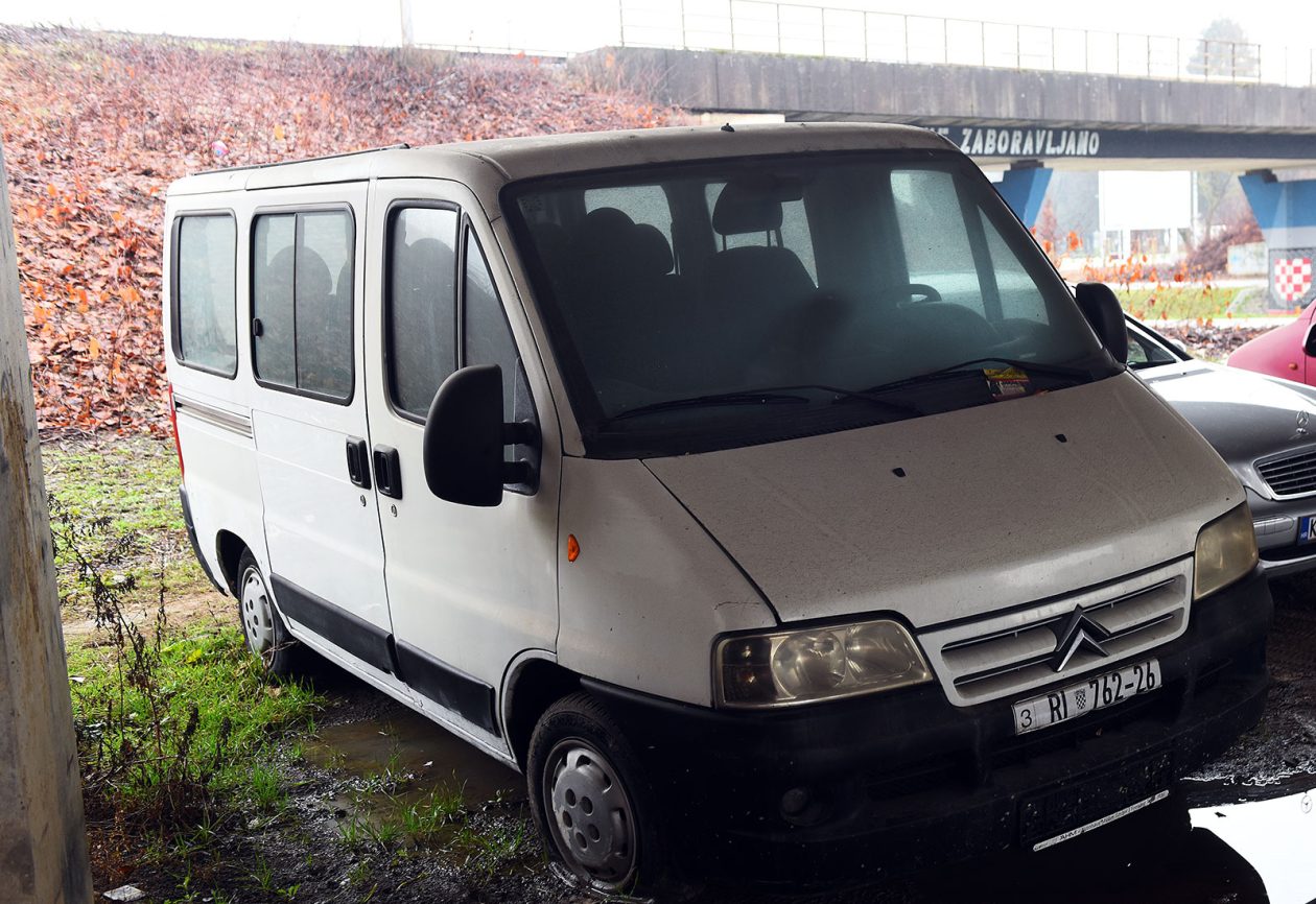 parkiraliste nadvoznjak rakovac auti (22)