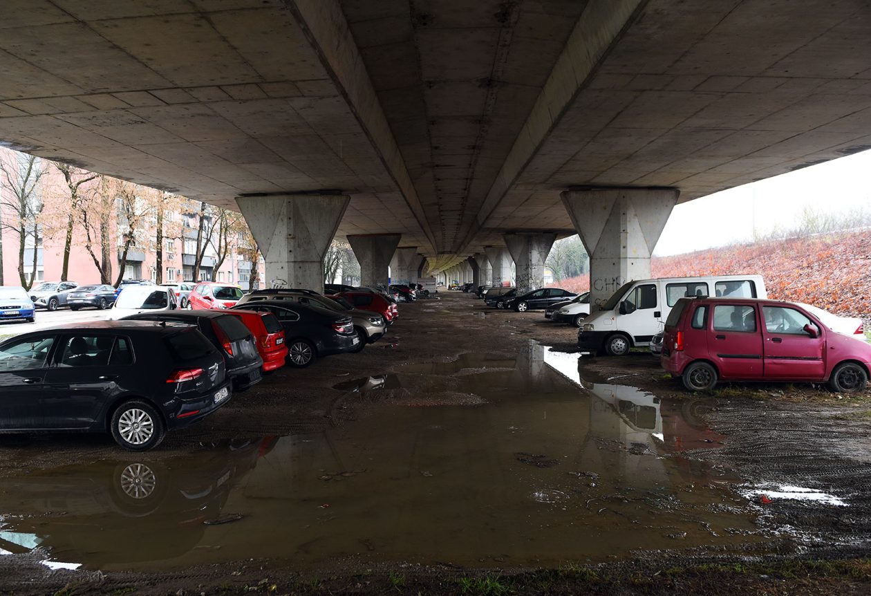 parkiraliste nadvoznjak rakovac auti (25)