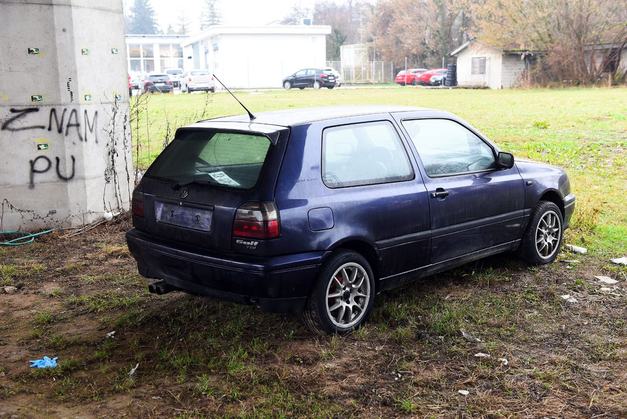 parkiraliste nadvoznjak rakovac auti (3)