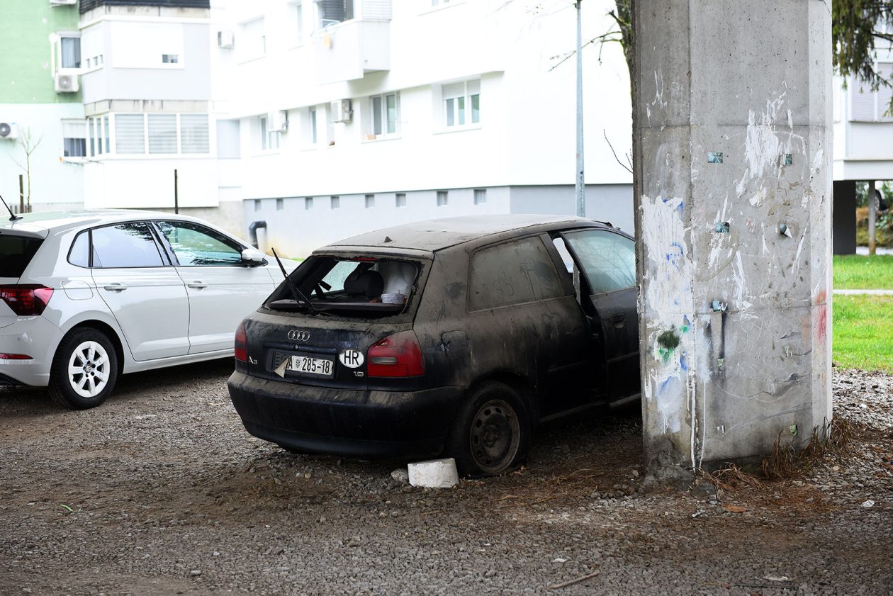 parkiraliste nadvoznjak rakovac auti (9)