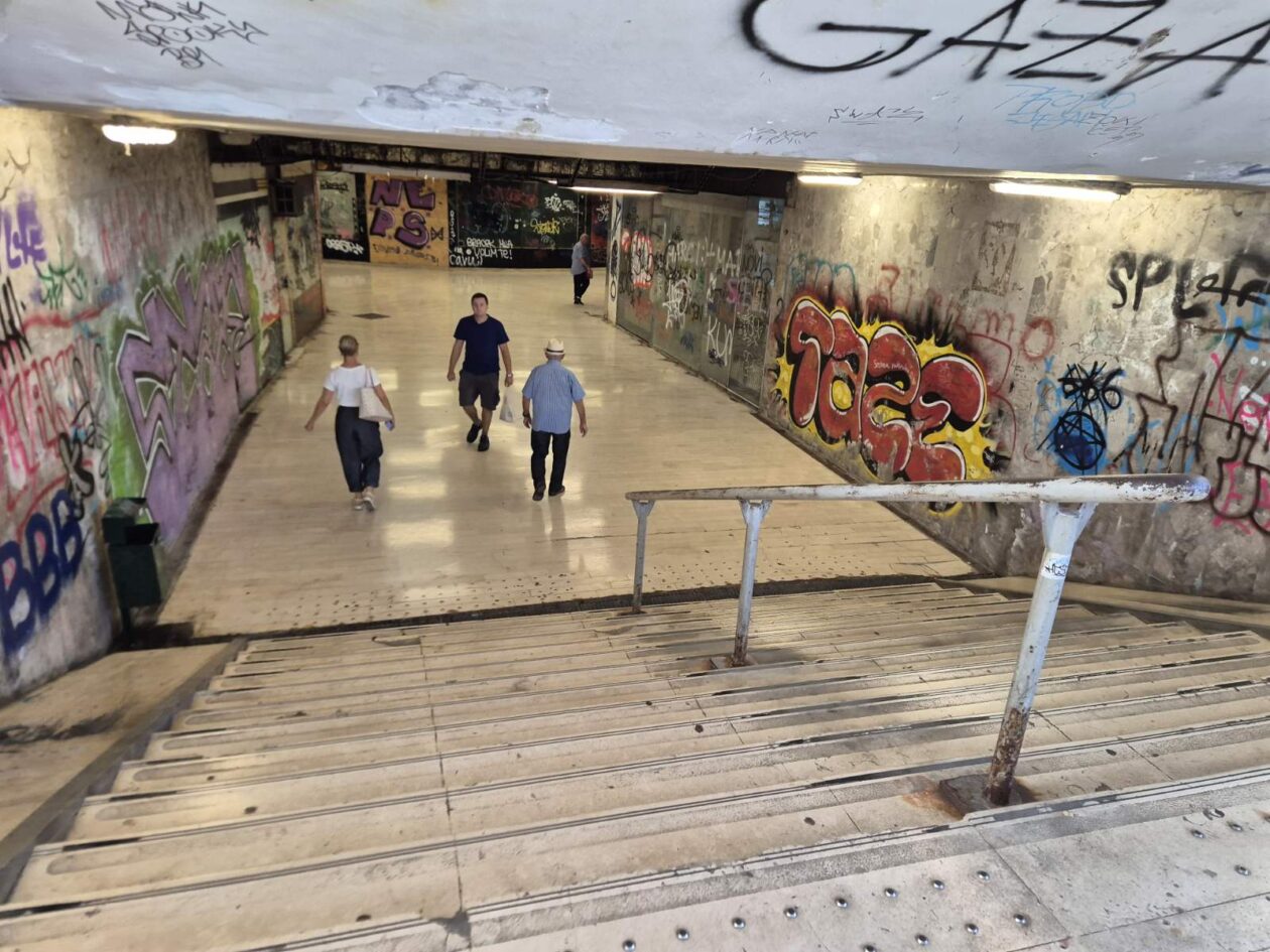 pothodnik tiskovna (7) pothodnik tiskovna (7)