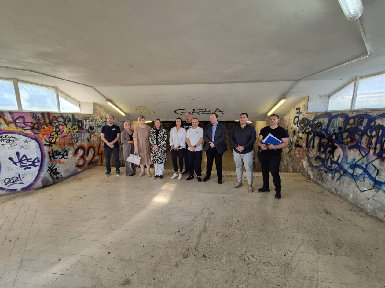 pothodnik tiskovna (9) pothodnik tiskovna (9)