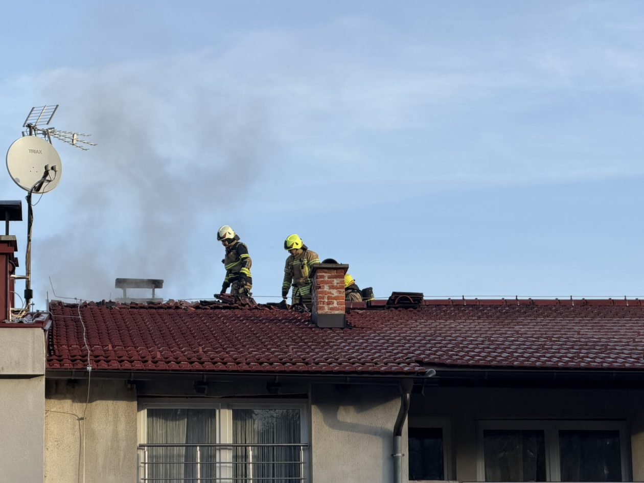 pozar vatrogasci (1) pozar vatrogasci (1)