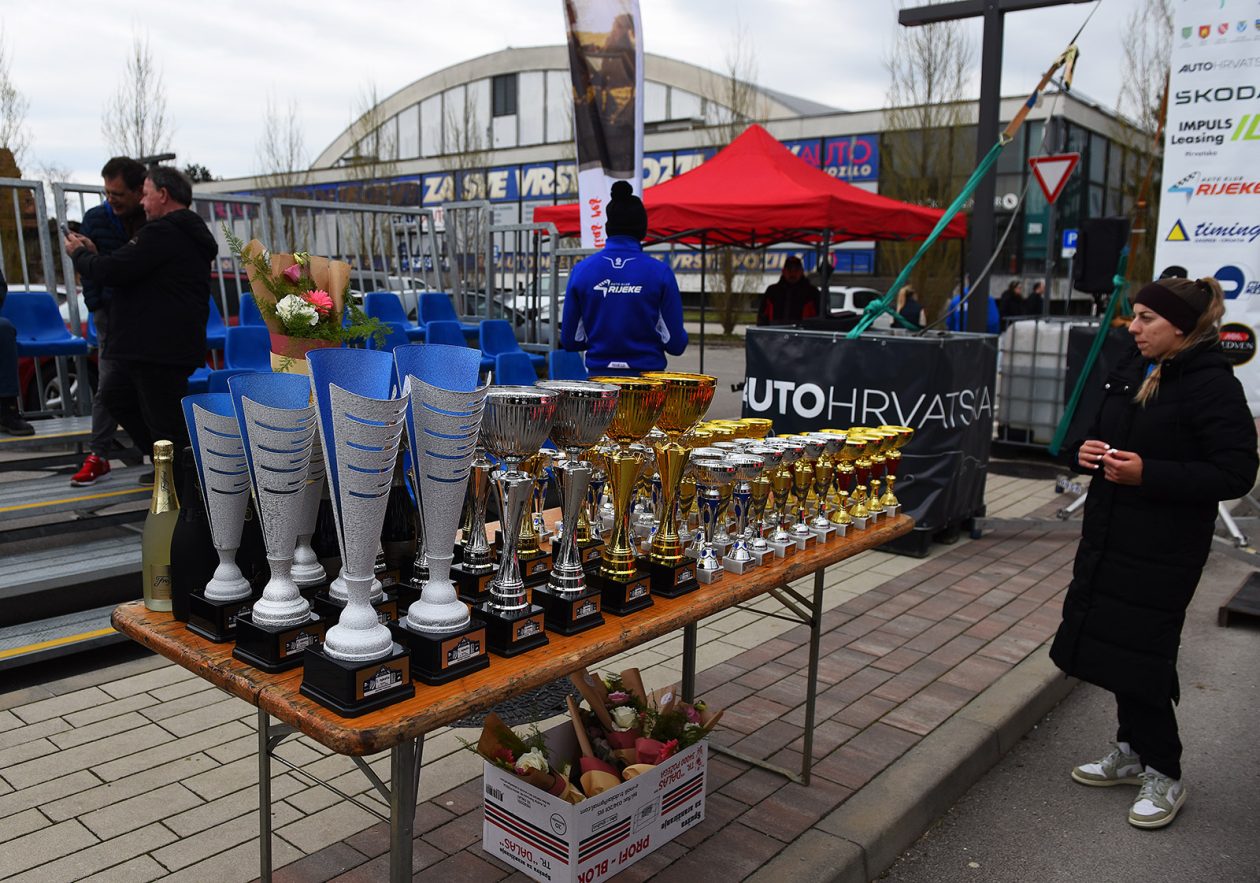 rally quattro river ceremonijalni cilj (1)