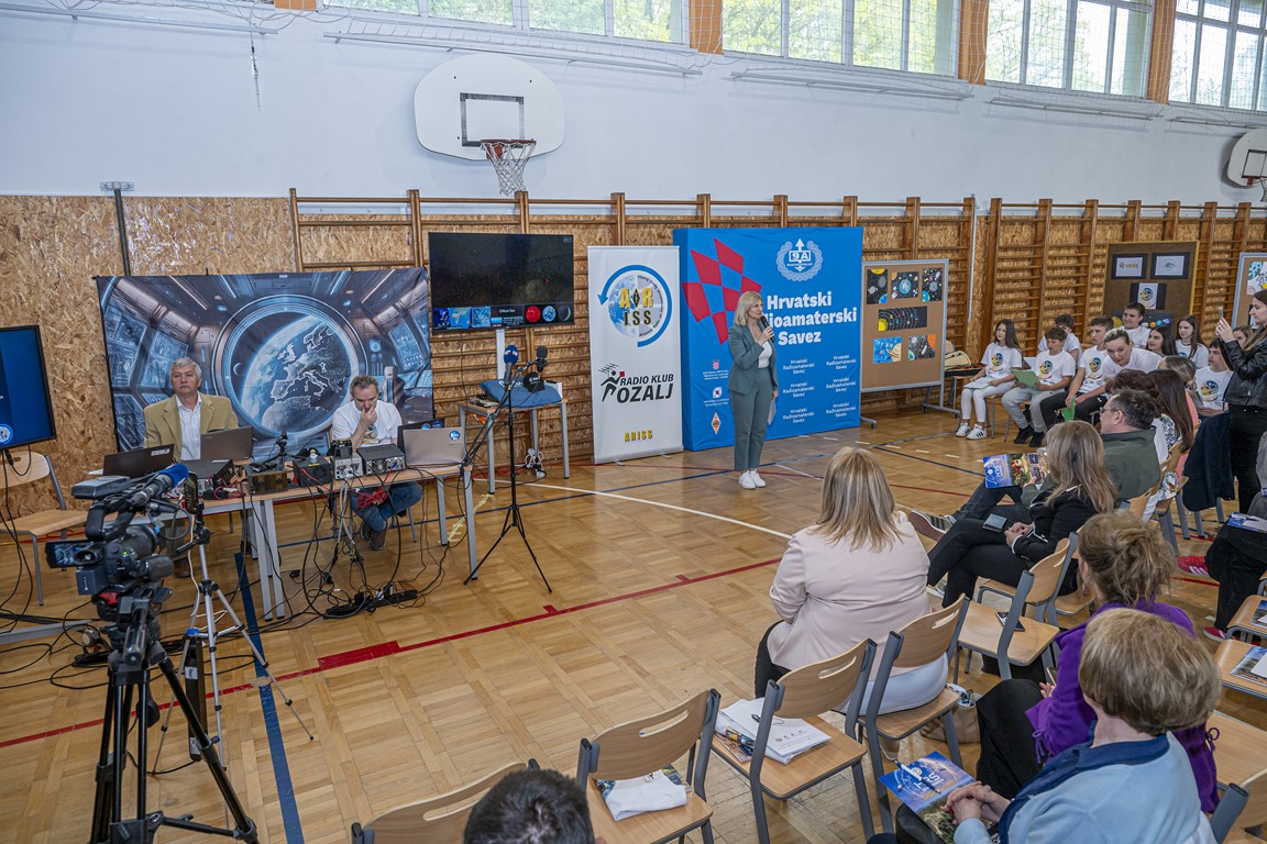 razgovor s astronautima os slava raskaj ozalj (14) razgovor s astronautima os slava raskaj ozalj (14)