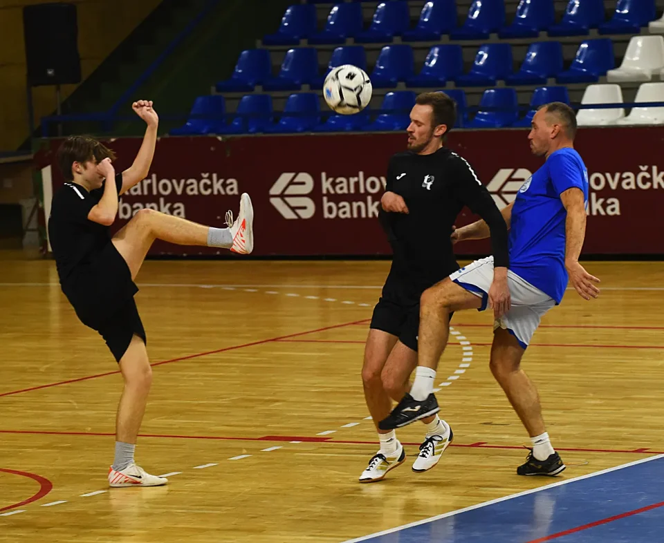 rekreativna malonogometna liga mali nogomet (10) rekreativna malonogometna liga mali nogomet (10)