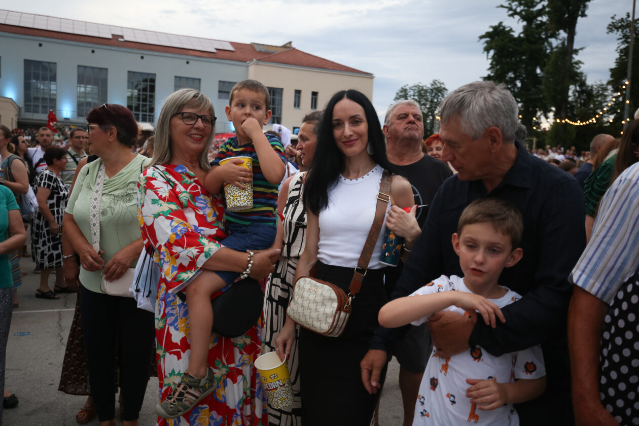 rodjendanski bal koncert (46)