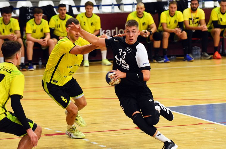 rukomet (17) rukomet (17)