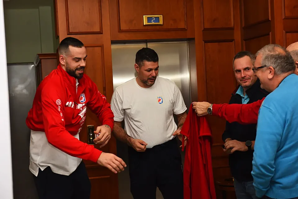 rukomet reprezentacija (2)