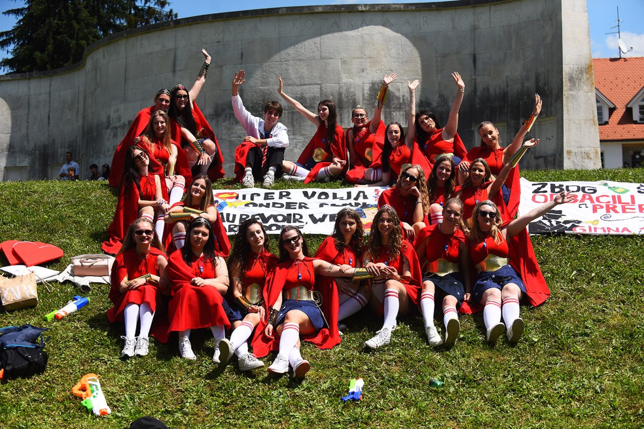 salonsko kolo maturanti (10)