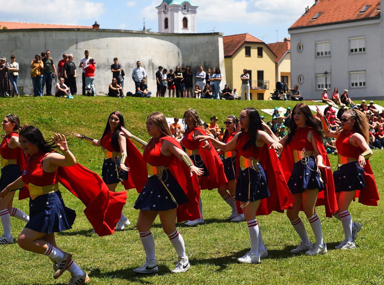 salonsko kolo maturanti (65)