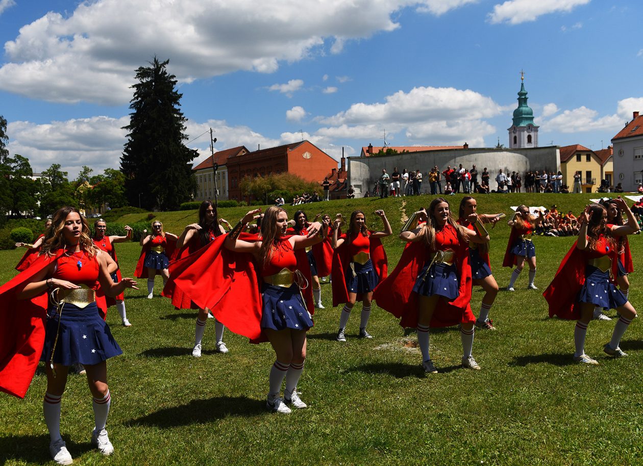 salonsko kolo maturanti (68)
