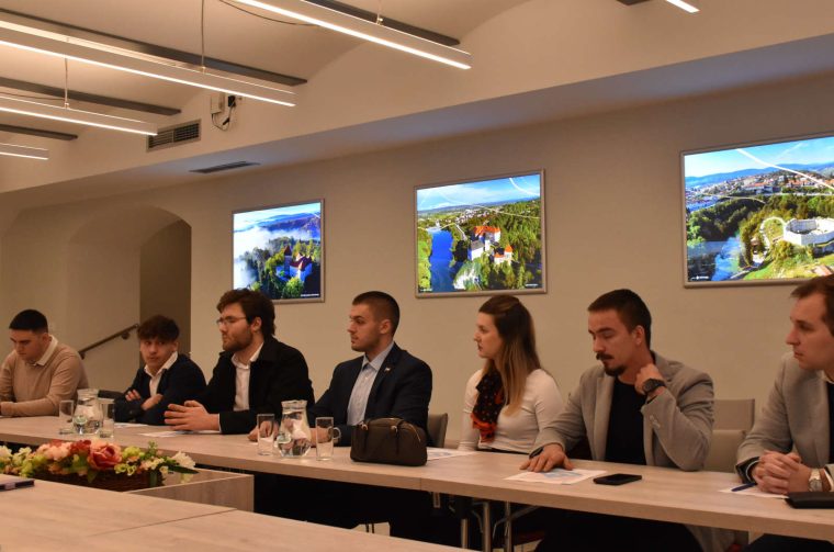 savjet mladih karlovake upanije 01 savjet mladih karlovake upanije 01