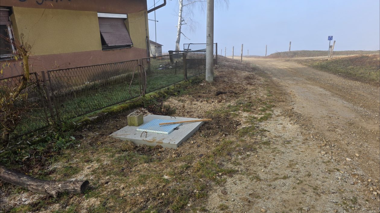 slivnjak slunj voda (1) slivnjak slunj voda (1)