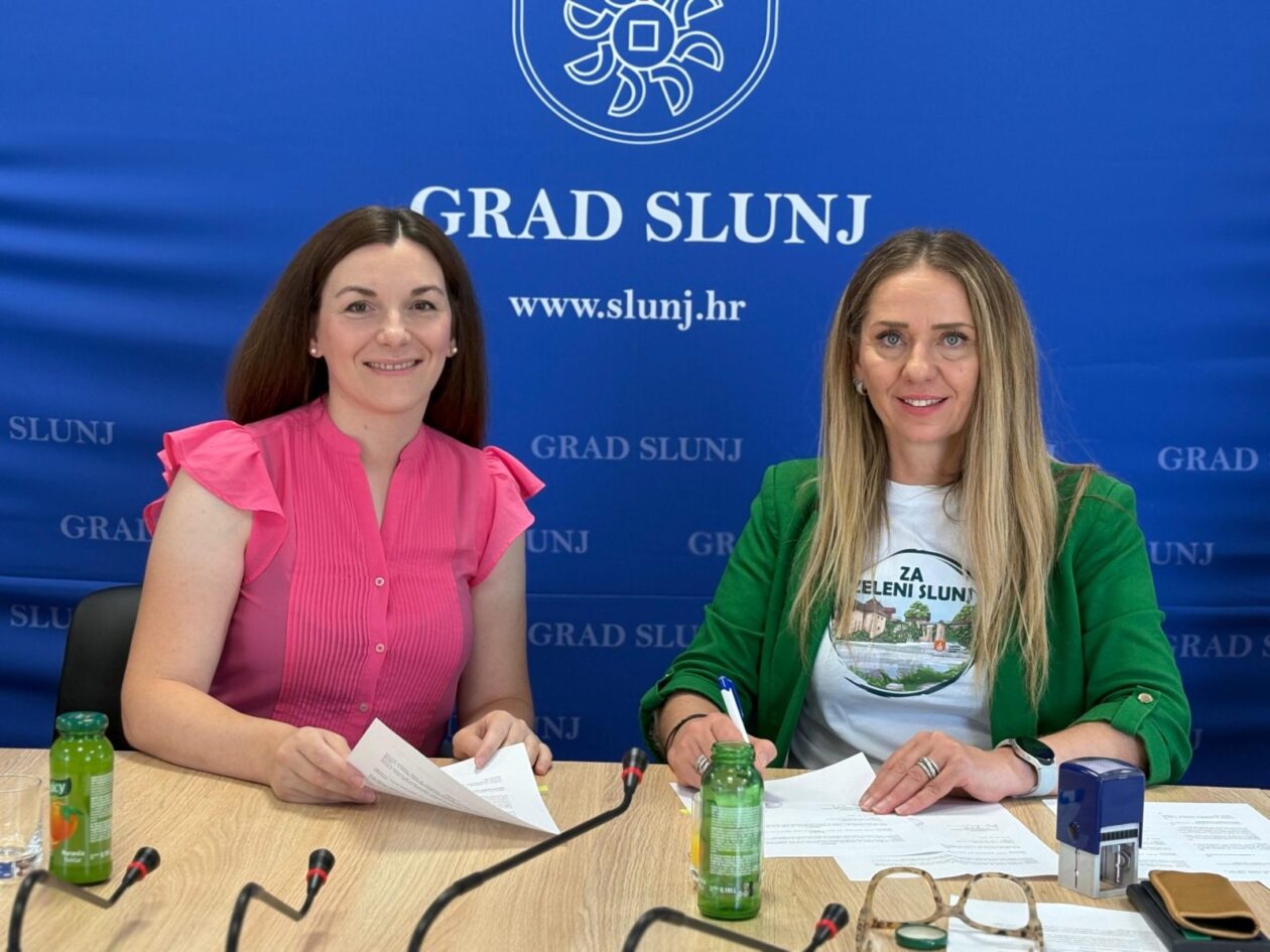 slunj potpisivanje mirjana puskaric (1)