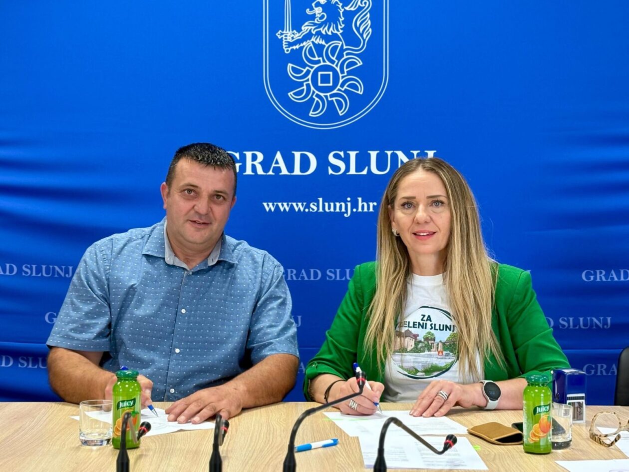 slunj potpisivanje mirjana puskaric (12)