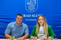 slunj potpisivanje mirjana puskaric (12)