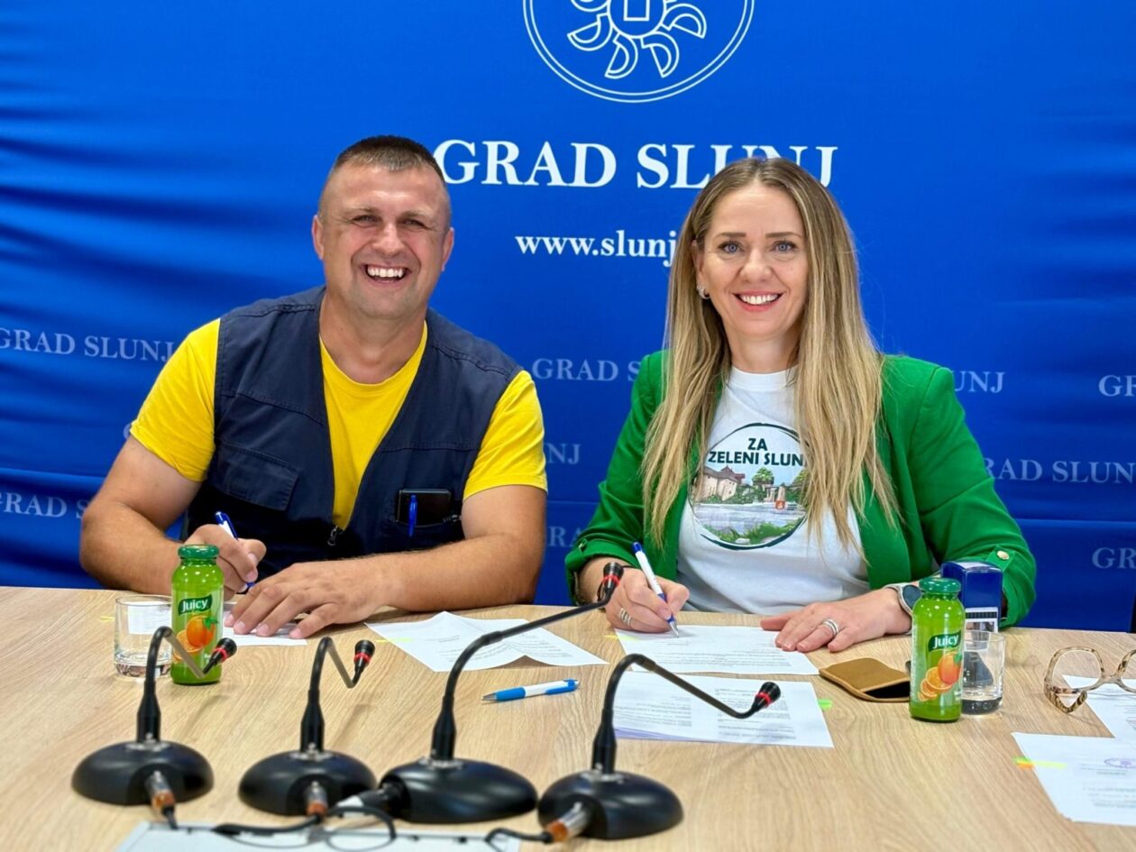 slunj potpisivanje mirjana puskaric (13)