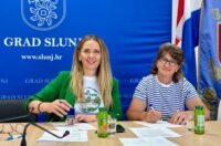 slunj potpisivanje mirjana puskaric (16)