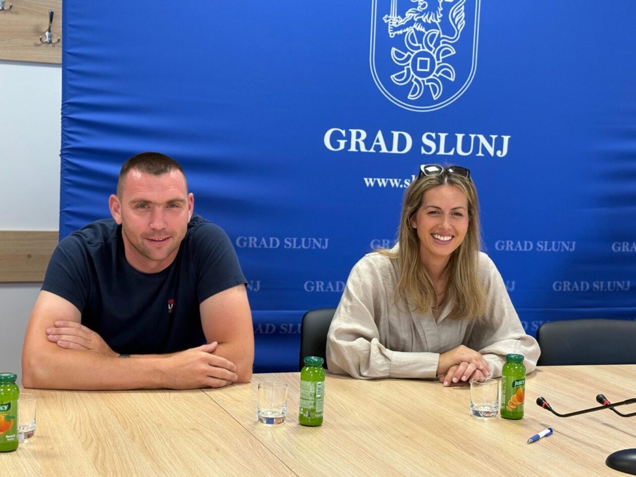 slunj potpisivanje mirjana puskaric (20)