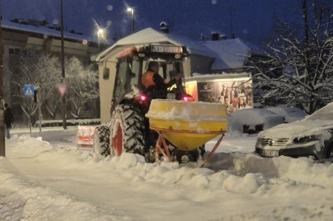 snijeg cesta (10) snijeg cesta (10)