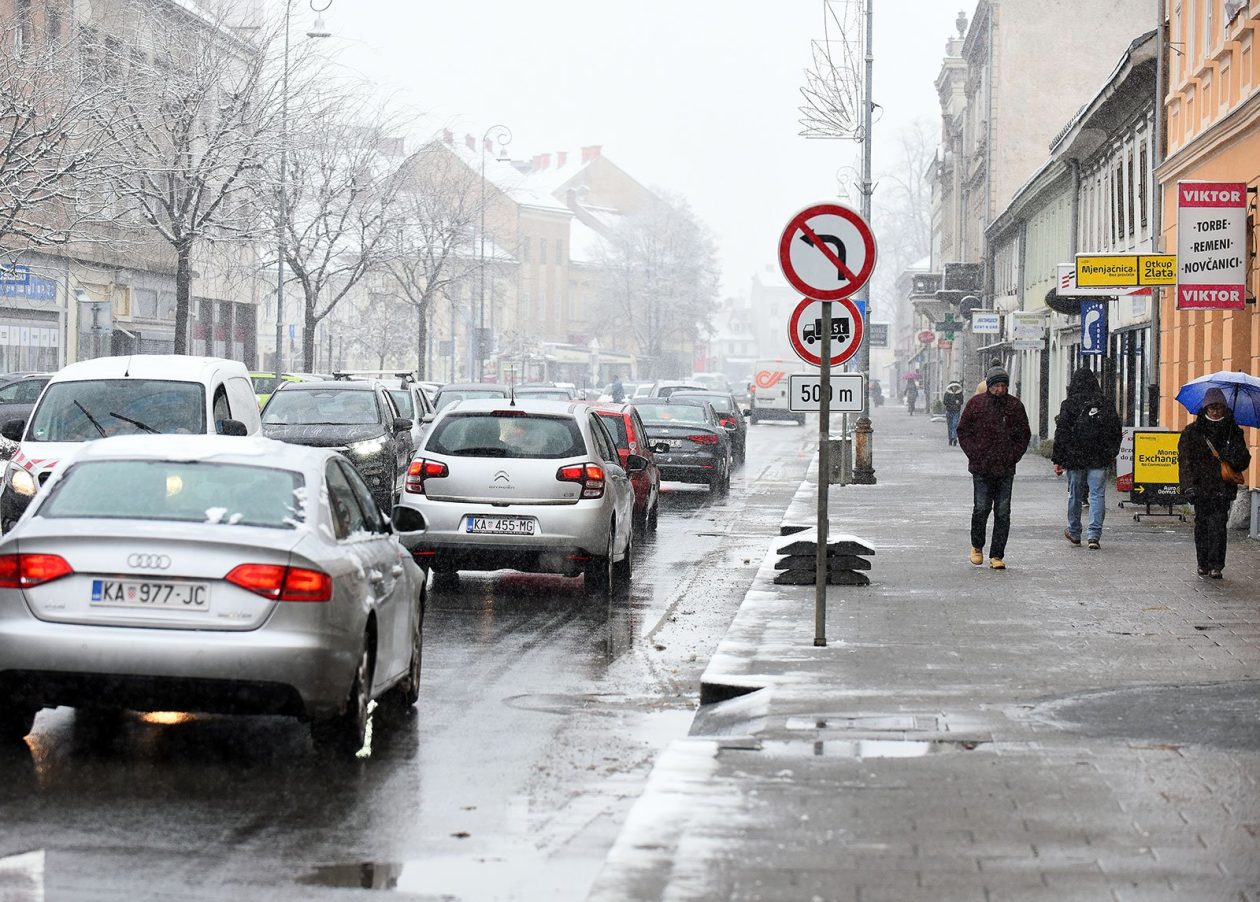 snijeg hladnoca zima promet (1)