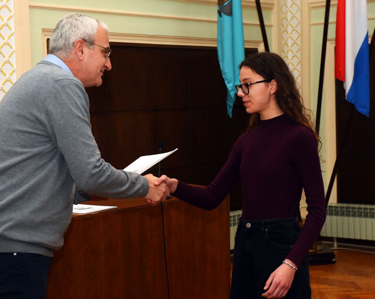 stipendije stipendisti (25)