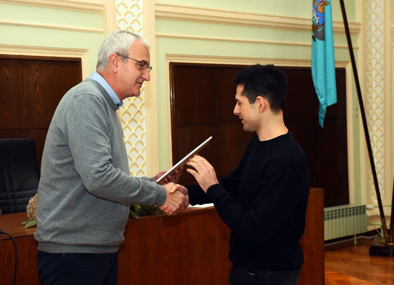 stipendije stipendisti (26)