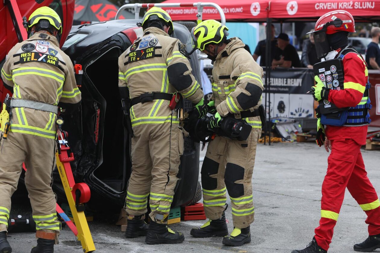 Karlovac: Natjecanje u spašavanju u prometu World Rescue Challenge 2025. Karlovac: Natjecanje u spašavanju u prometu World Rescue Challenge 2025.
