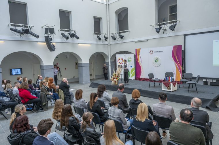 veleuciliste konferencija (16)