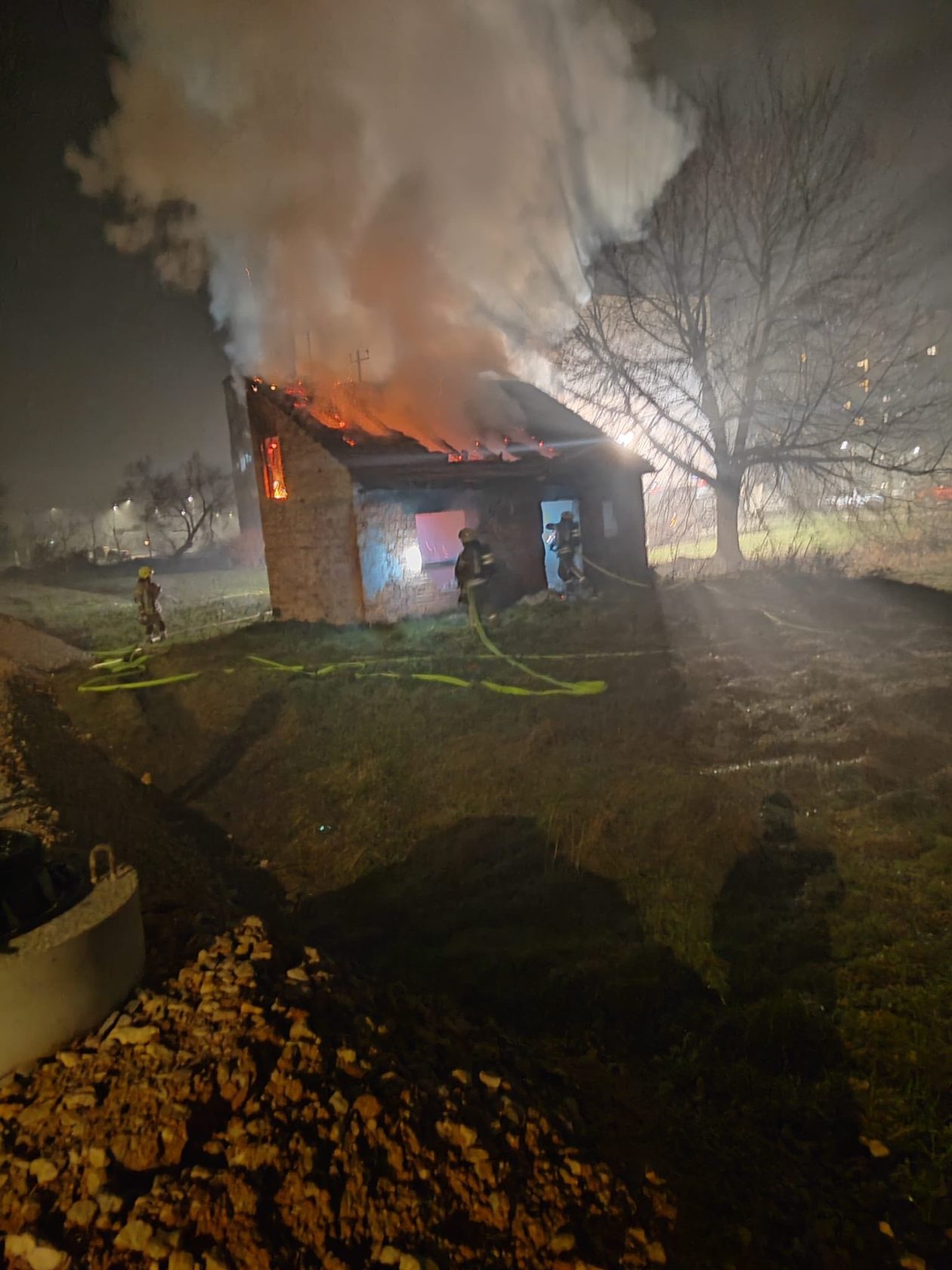 viber_slika_2025-12-09_19-33-59-195 viber_slika_2025-12-09_19-33-59-195