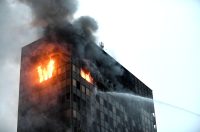 Zagreb: Nastavlja se gašenje Vjesnikovog nebodera, teška noć iza vatrogasaca