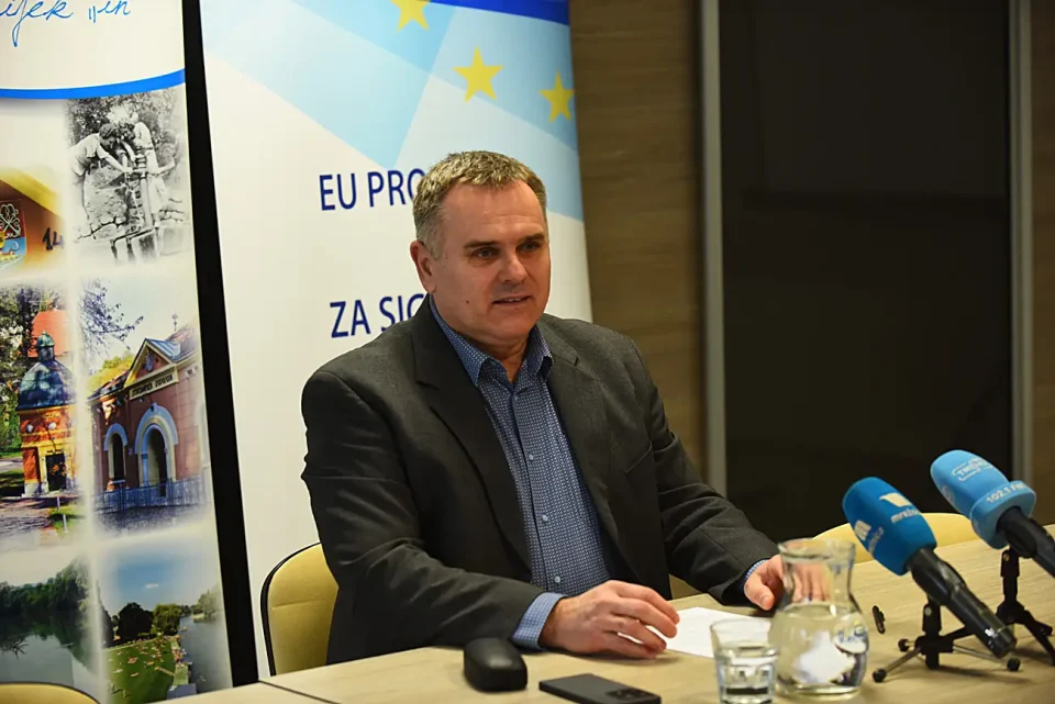 vodovod Miroslav Vukovojac (2)